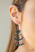 Load image into Gallery viewer, Chandelier Shimmer - Blue
