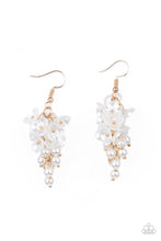Load image into Gallery viewer, Bountiful Bouquets - Gold - LOP 06/2021
