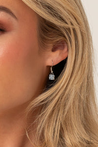 Lustrous Layers - White - LOP